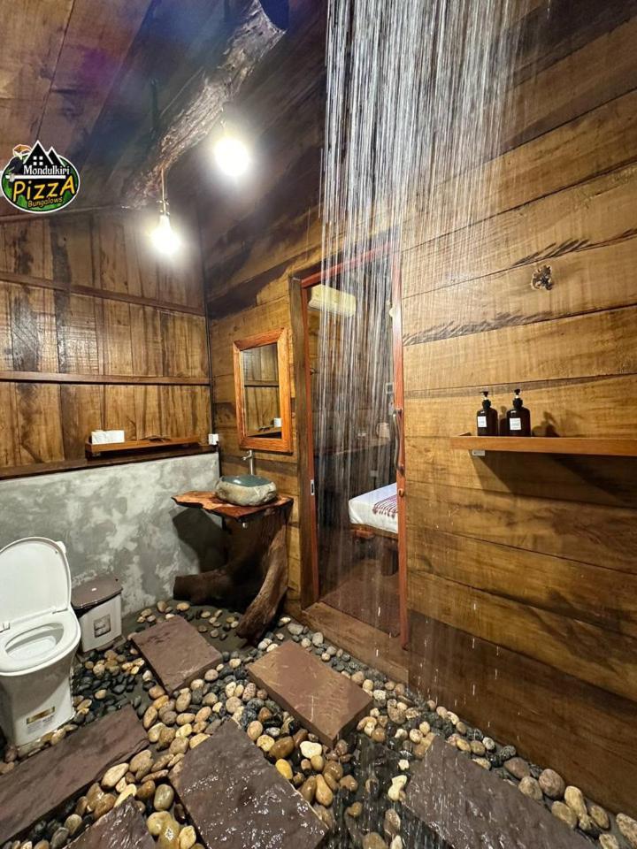 Mondulkiri Pizza Bungalows 센 모노롬 외부 사진